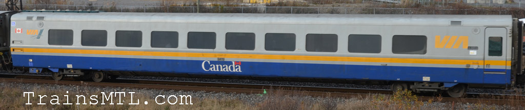 Passenger car VIA 3470 left side  / Wagon de passager VIA 3470 coté gauche